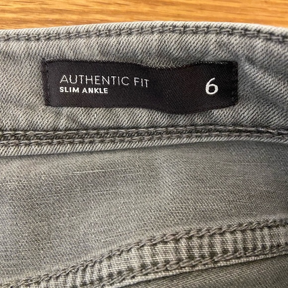 J Jill authentic fit slim ankle jeans - Picture 3 of 9
